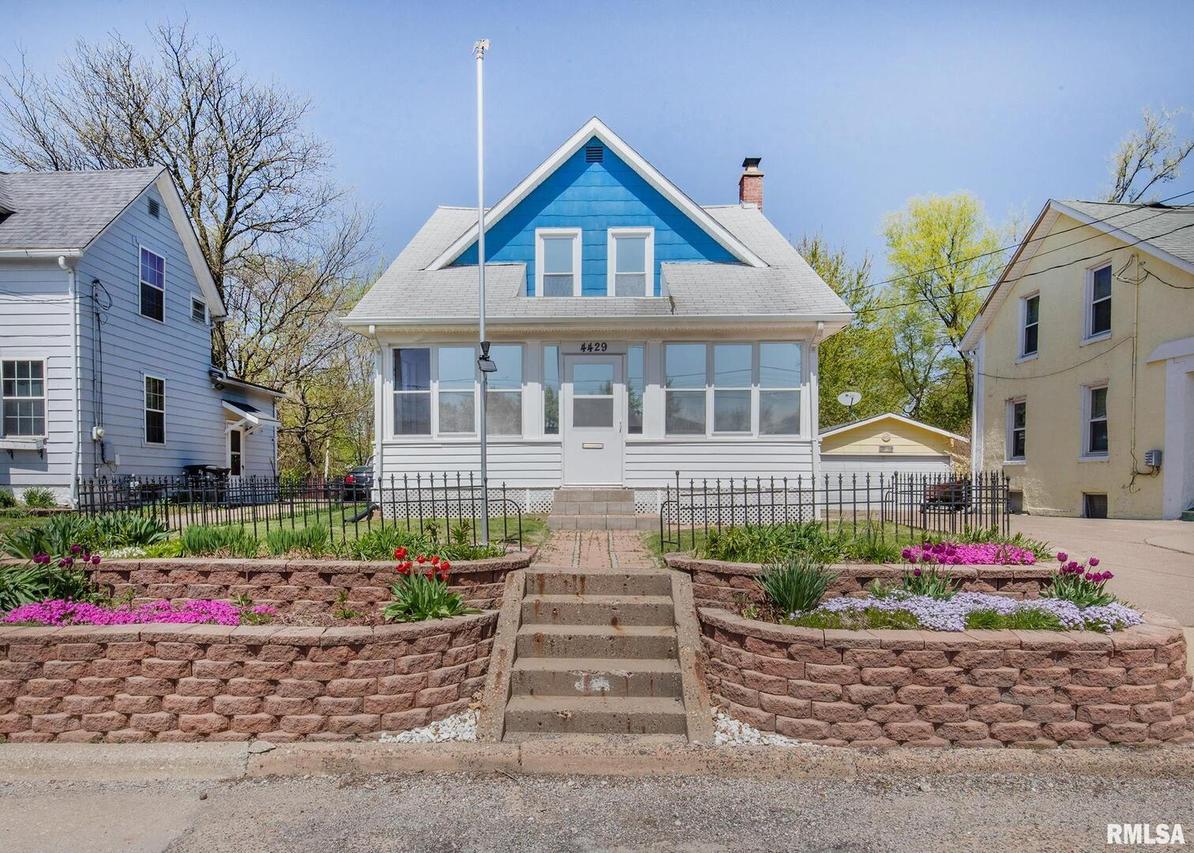 4429 16th Ave., Rock Island, IL 61201