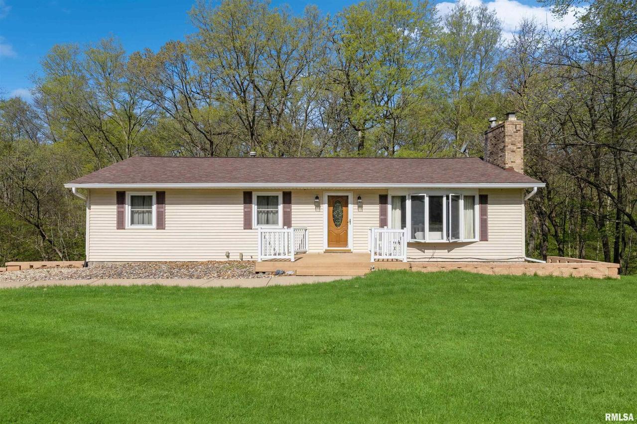 1430 Campbell Dr., Sherrard, IL 61281