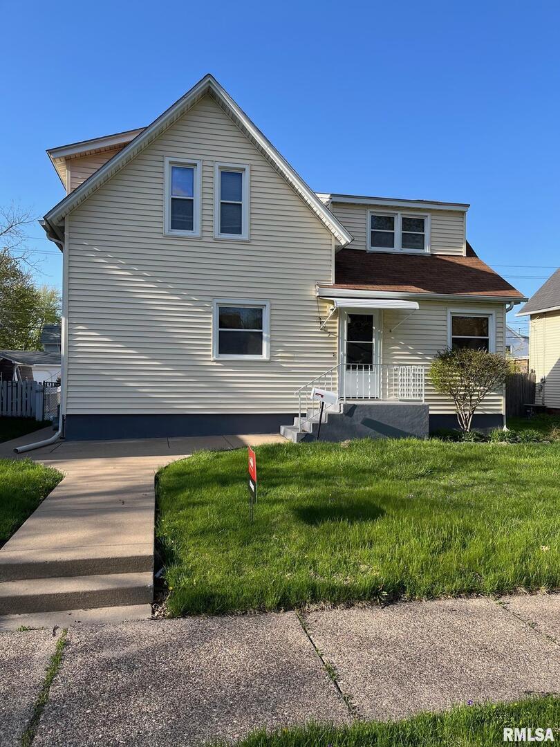 507 20th Ave., Moline, IL