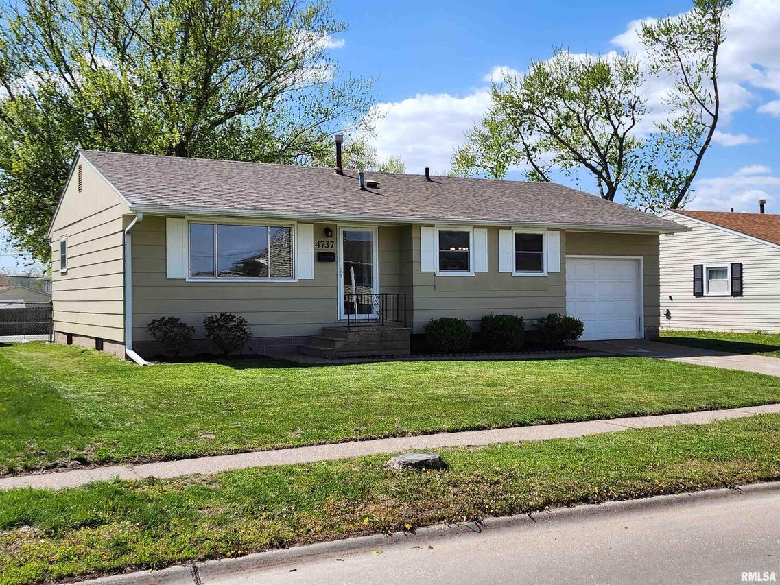 4737 48th St. #A, Moline, IL 61265