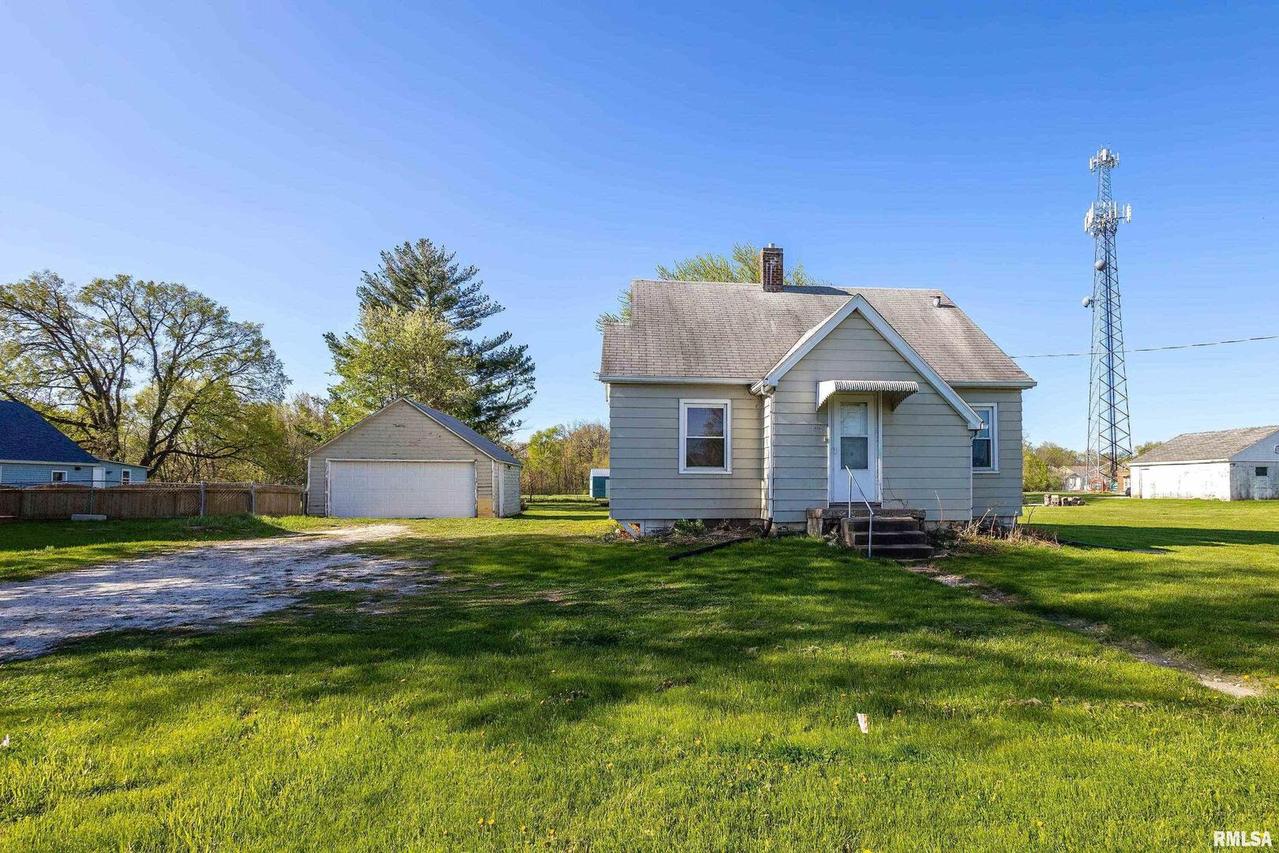 1406 Avenue Of The Cities, East Moline, IL 61244