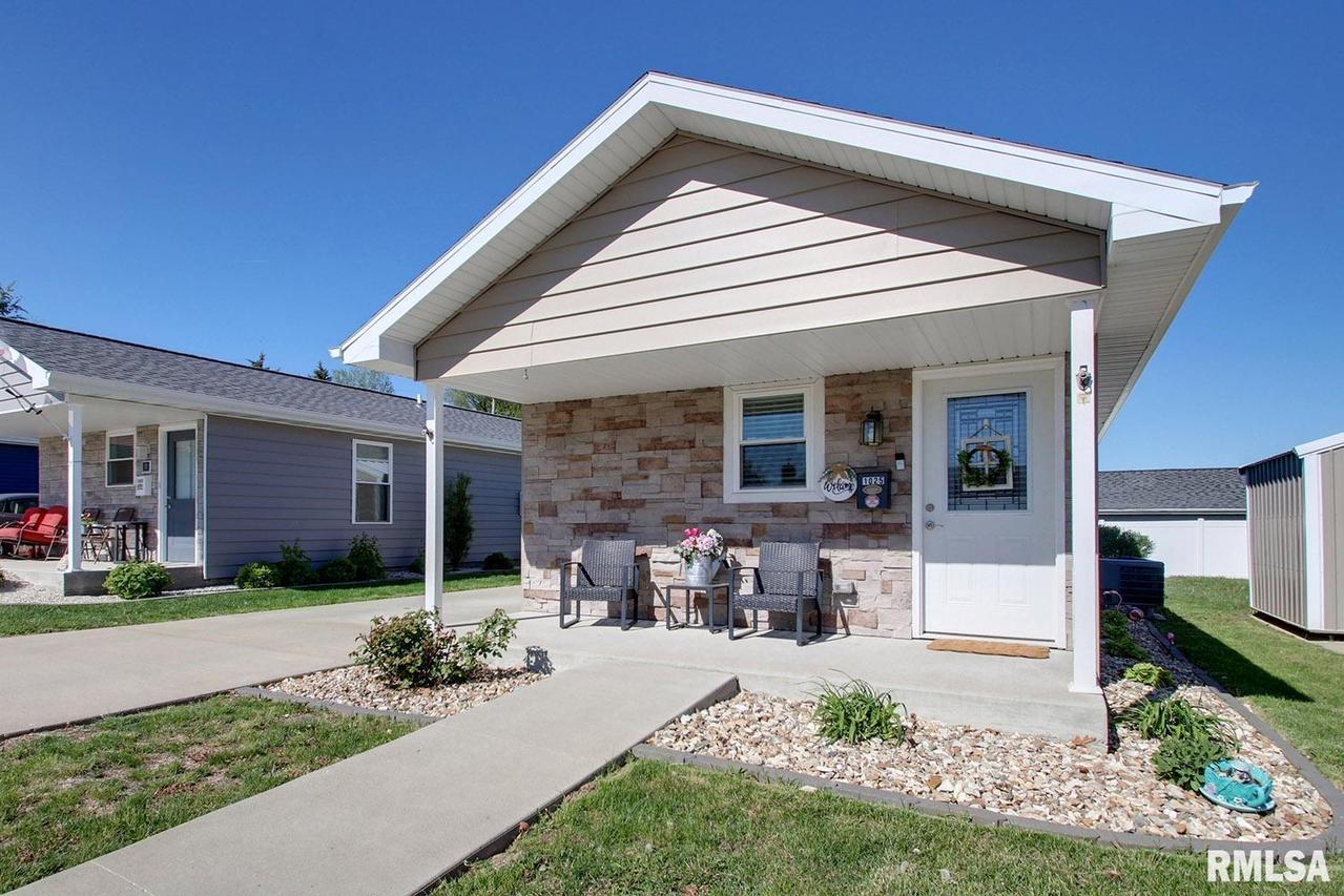 1025 N 6th St., Quincy, IL 62301
