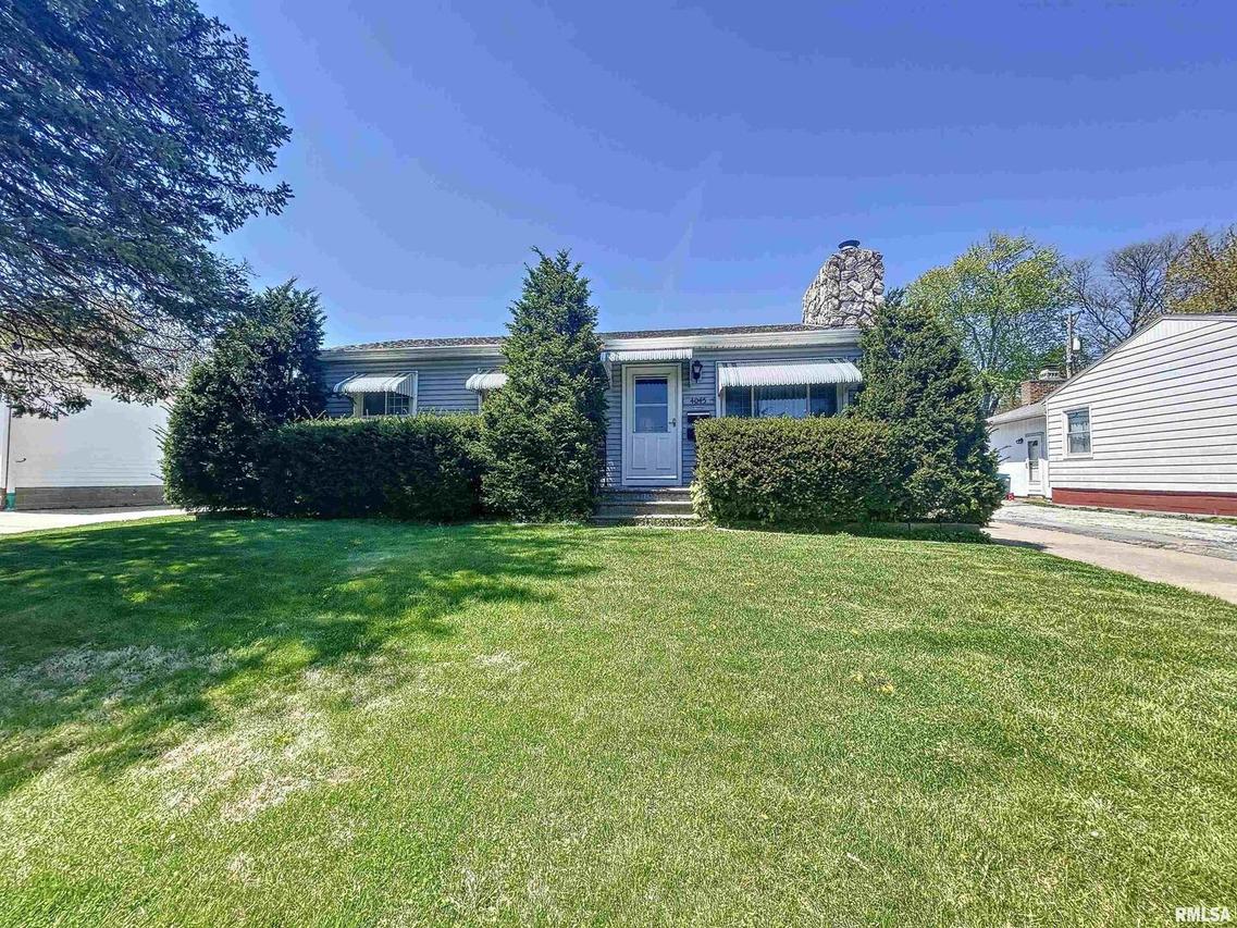 4045 10th St., East Moline, IL 61244