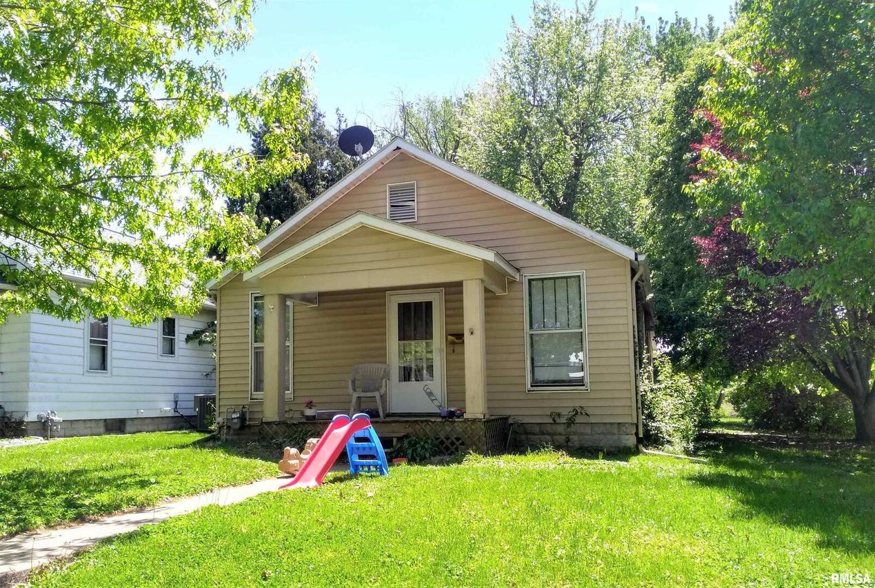 1700 Sycamore St., Quincy, IL 62301