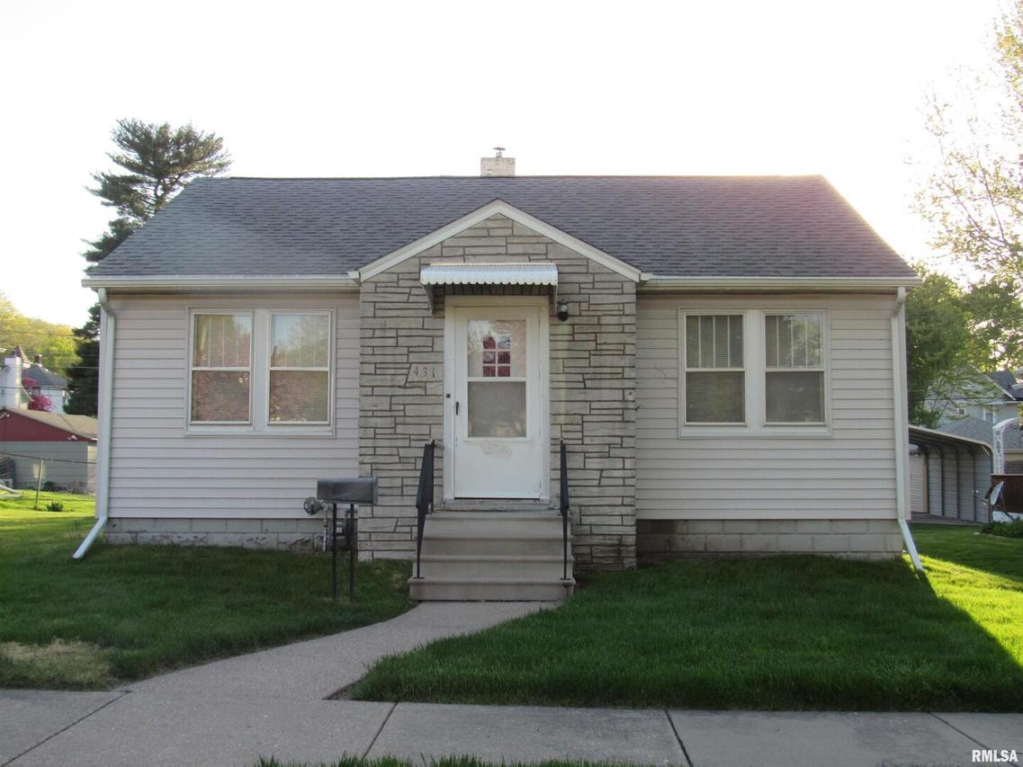 431 45th St., Moline, IL 61265