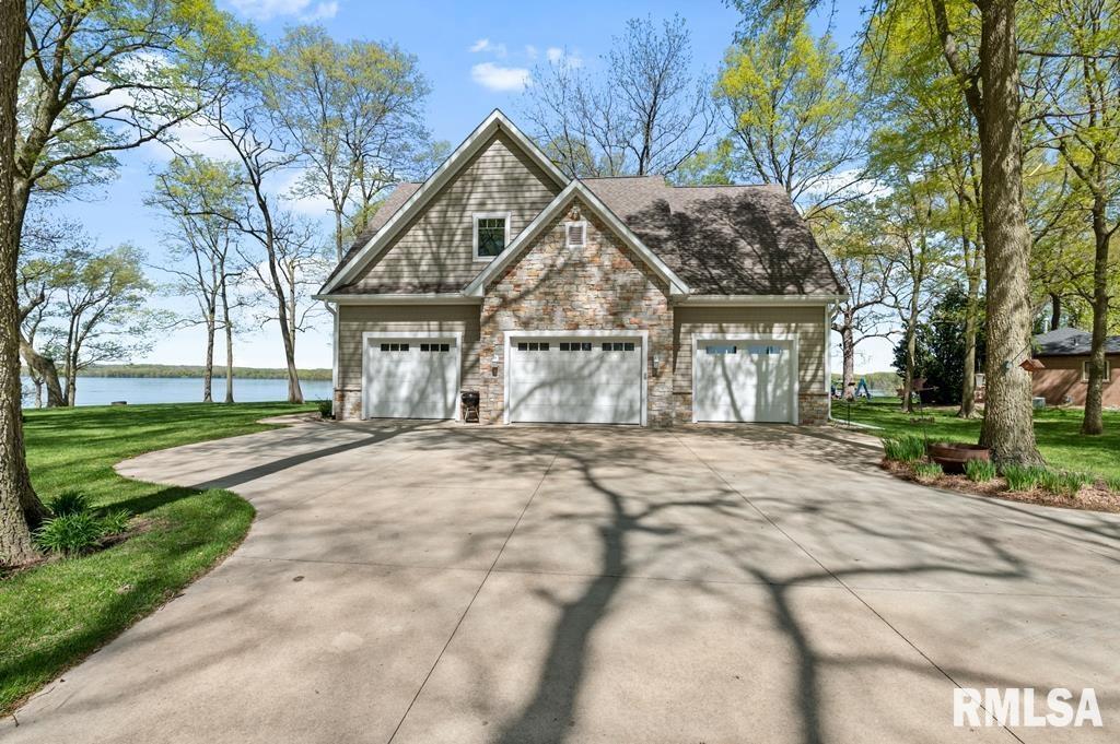 16616 River Rd., Cordova, IL 61242