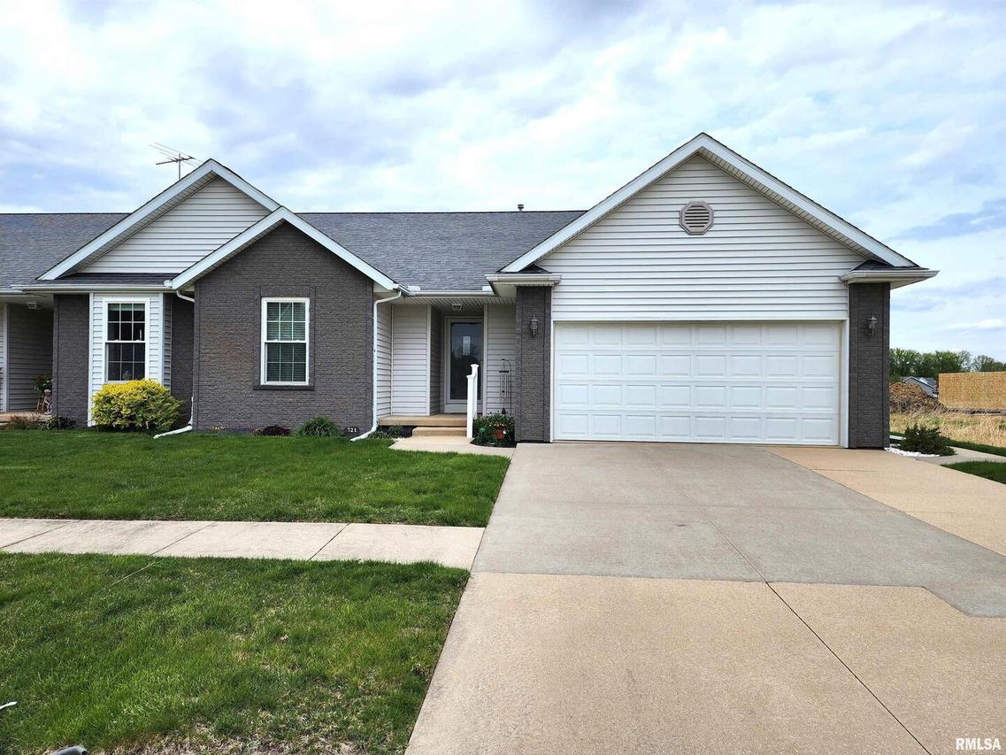721 Bluestem Ln., Geneseo, IL 61254