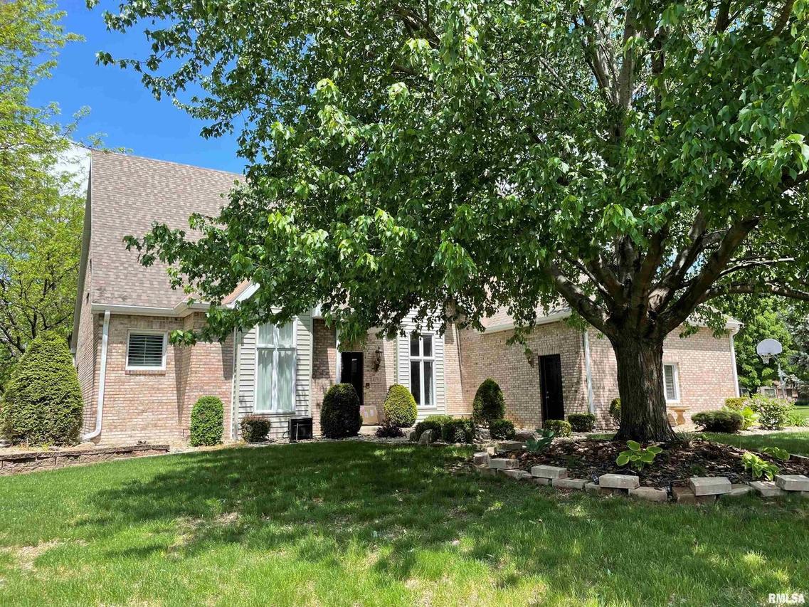 711 Long Dr., Quincy, IL 62305