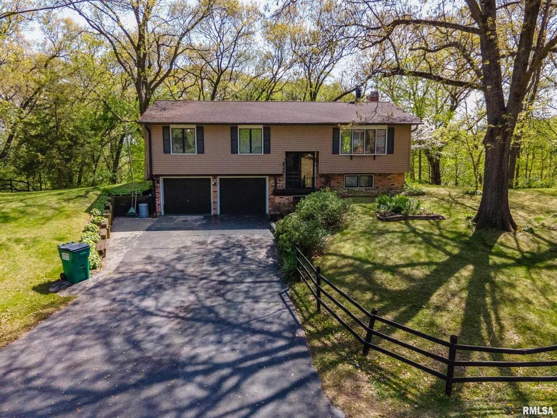 9545 Rock River View, Colona, IL 61241