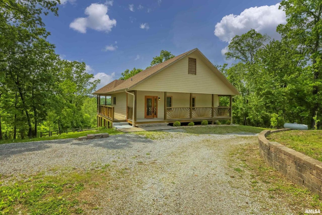 3407 Springer Ridge Rd., Carbondale, IL 62902