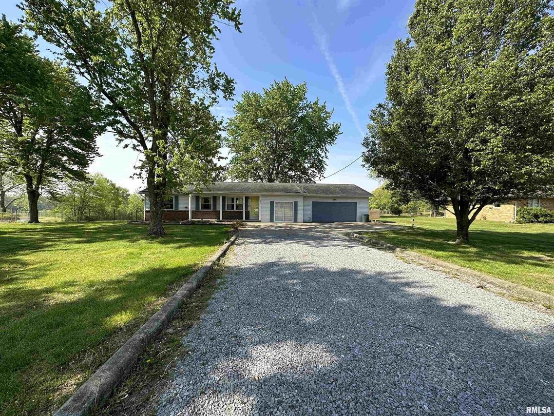 985 Old Route 146 Loop, Vienna, IL 62995