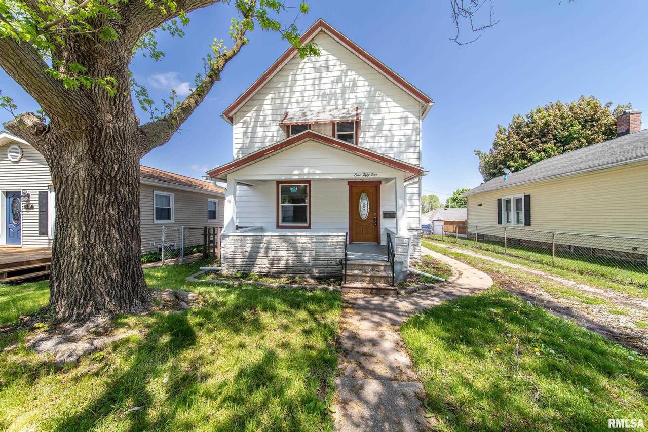 155 17th Ave., East Moline, IL 61244