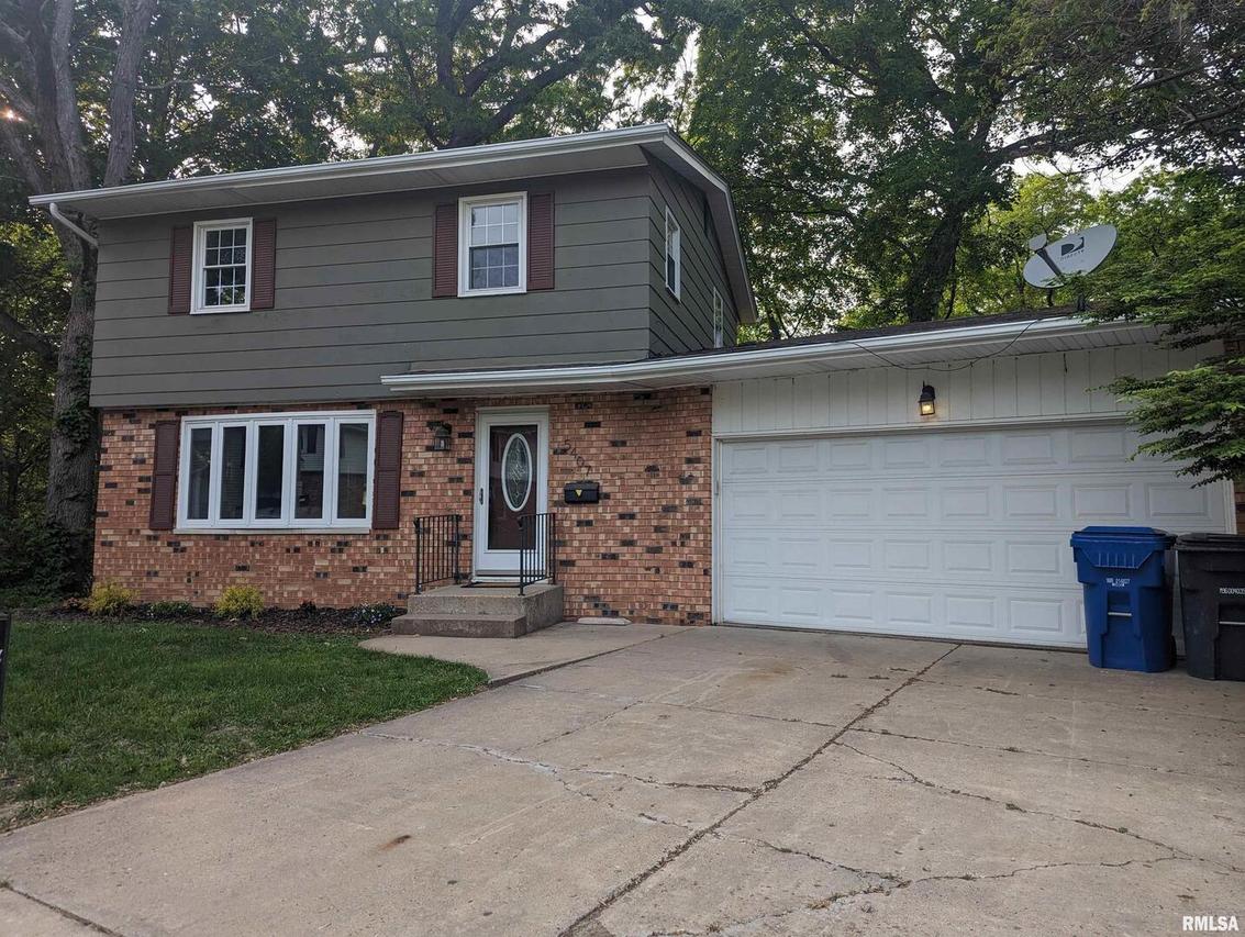 5407 11th Ave. #A, Moline, IL 61265