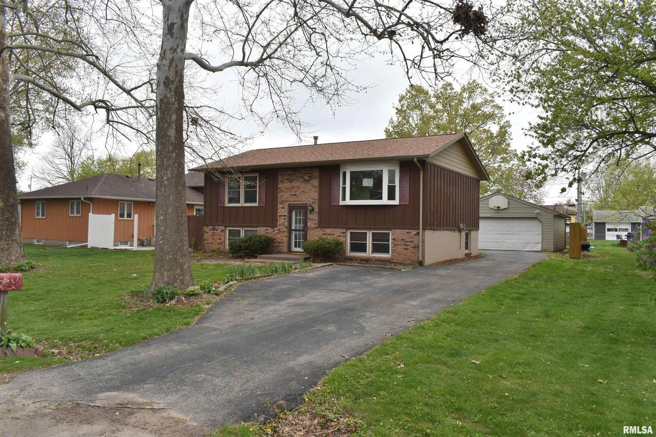 539 Greenview Ave., Colona, IL 61241