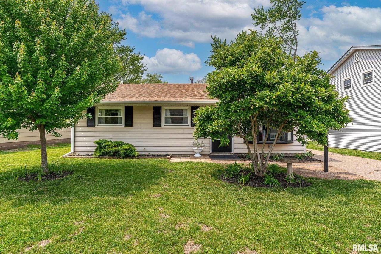 4733 48th St. #A, Moline, IL 61265