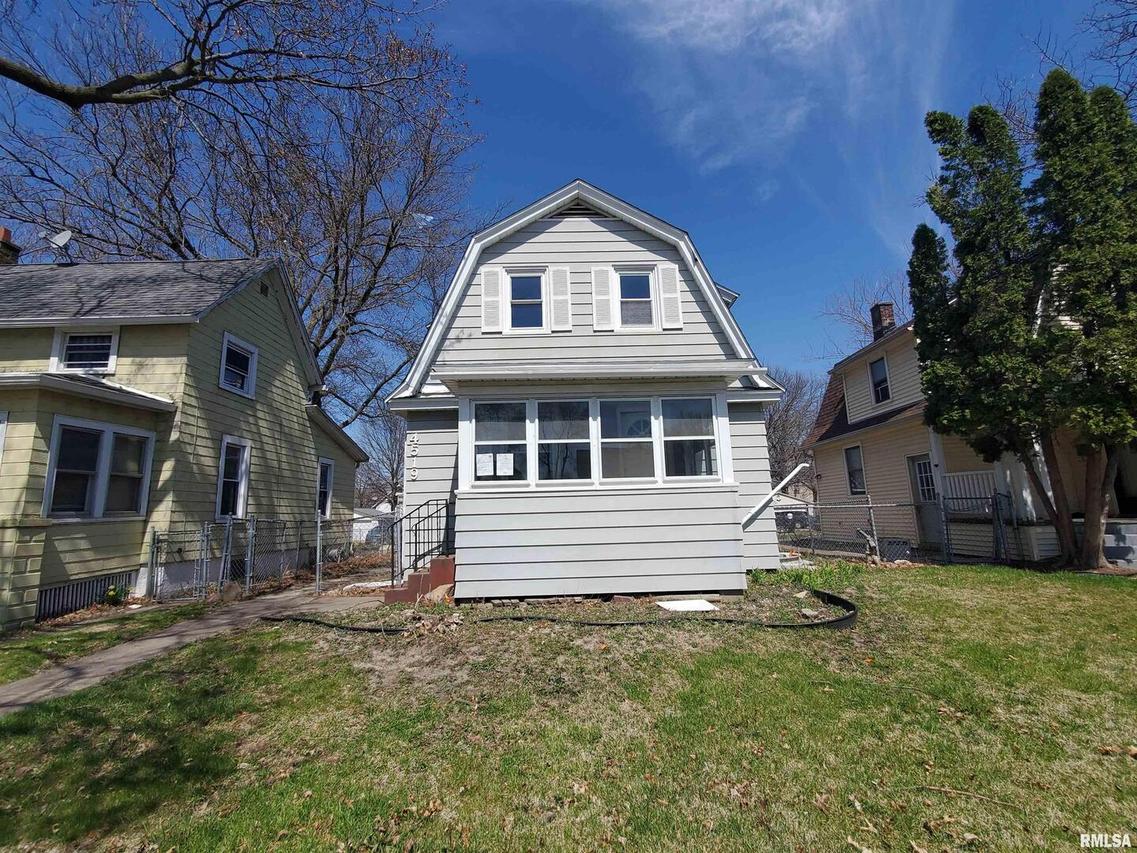 4519 18th Ave., Rock Island, IL 61201