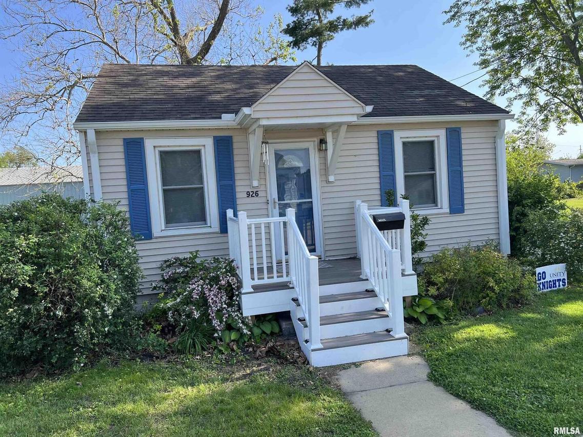 926 16th Ave., Fulton, IL 61252