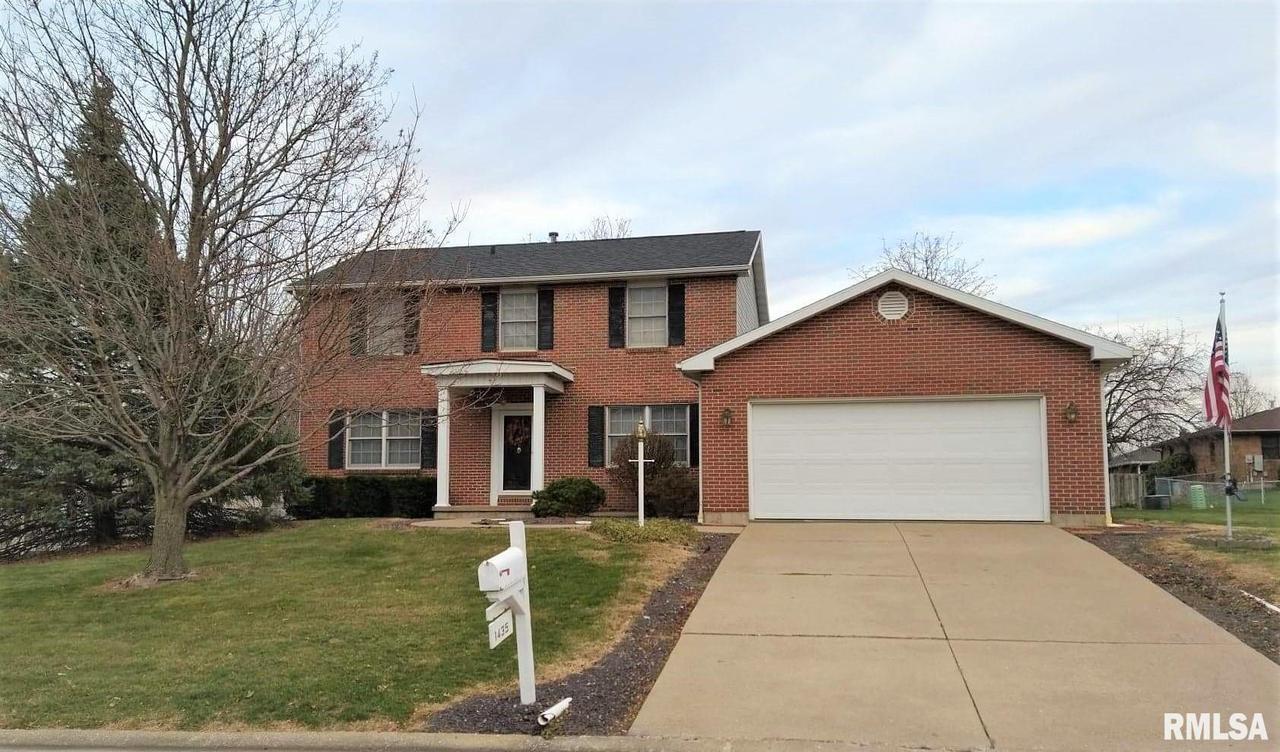 1435 S 46th St., Quincy, IL 62305