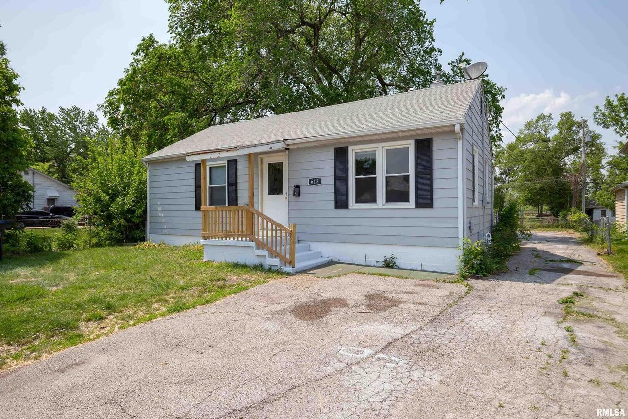 613 9th Ave., Milan, IL 61264