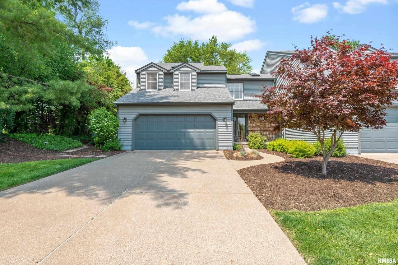 24 Thornwood Ct., Moline, IL 61265