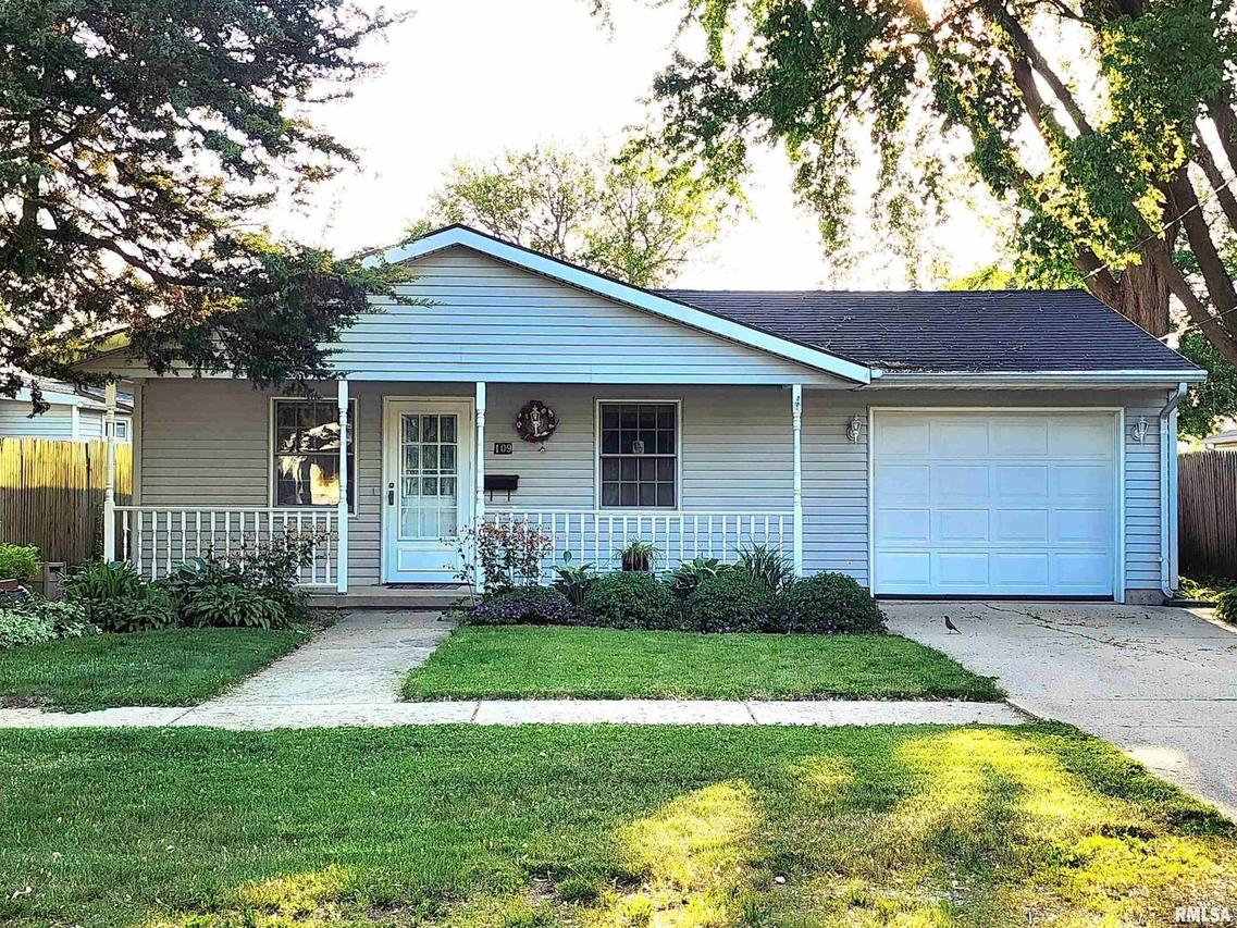 109 N Spring St., Geneseo, IL 61254