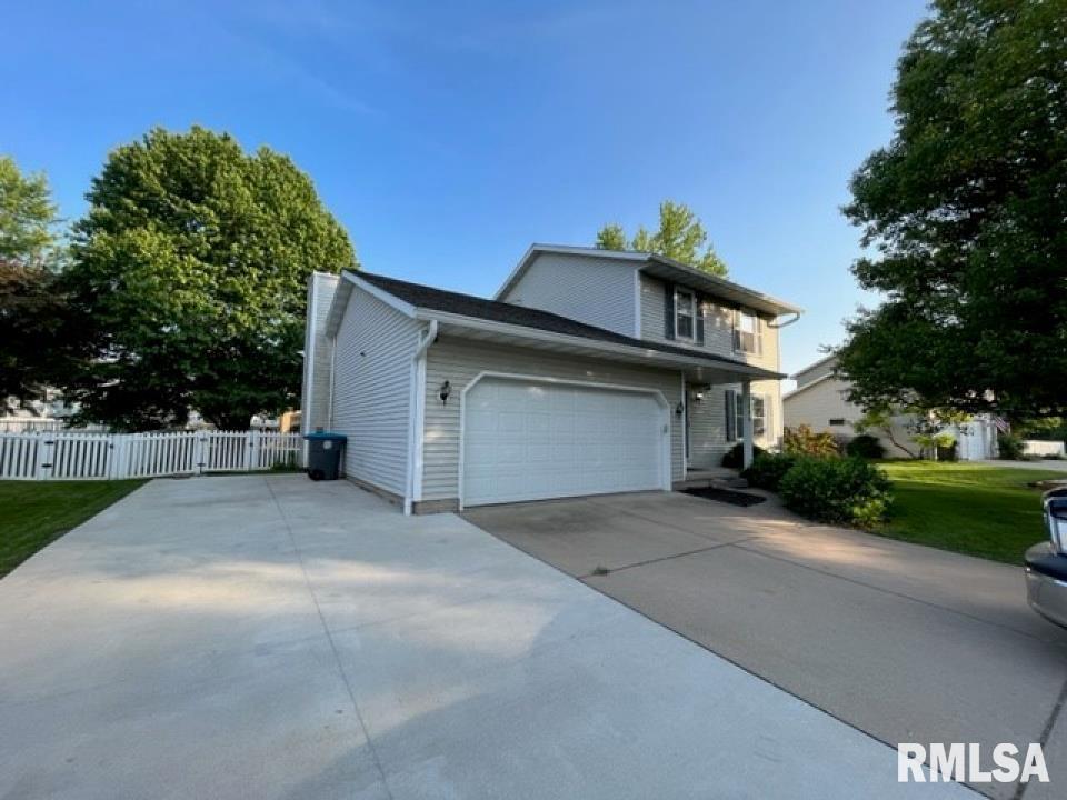 1604 Highview Rd., East Peoria, IL 61611