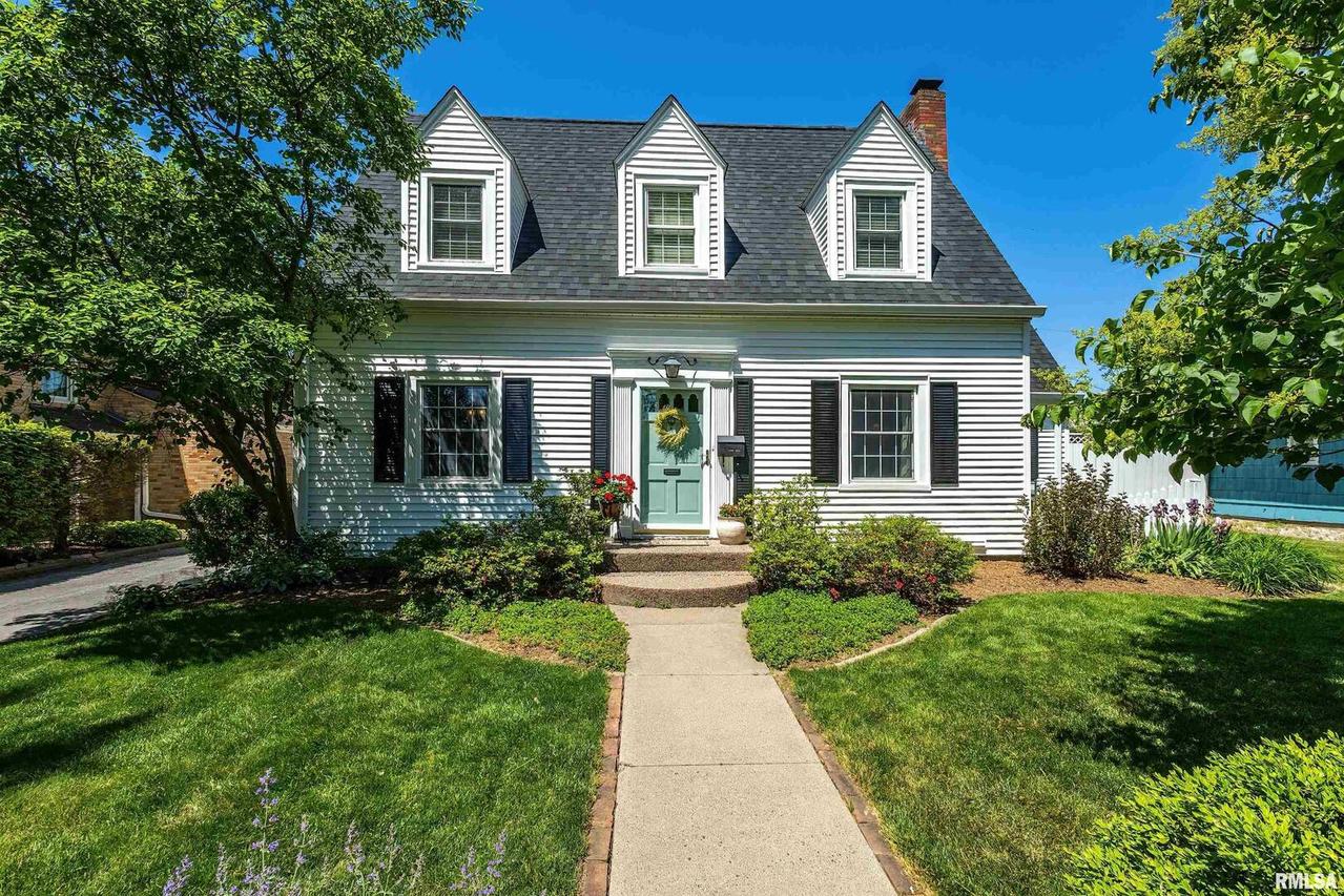 2110 29th St., Rock Island, IL 61201