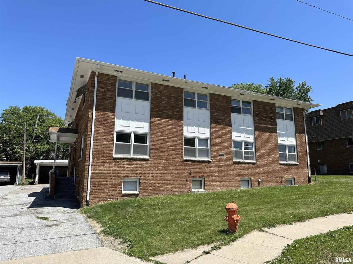 4535 12th Ave., Moline, IL 61265