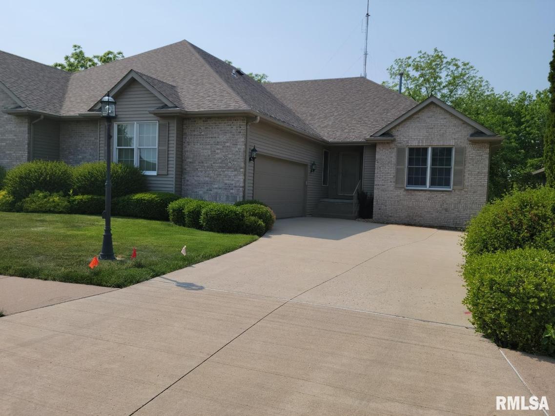 3649 70th Street Ct., Moline, IL 61265
