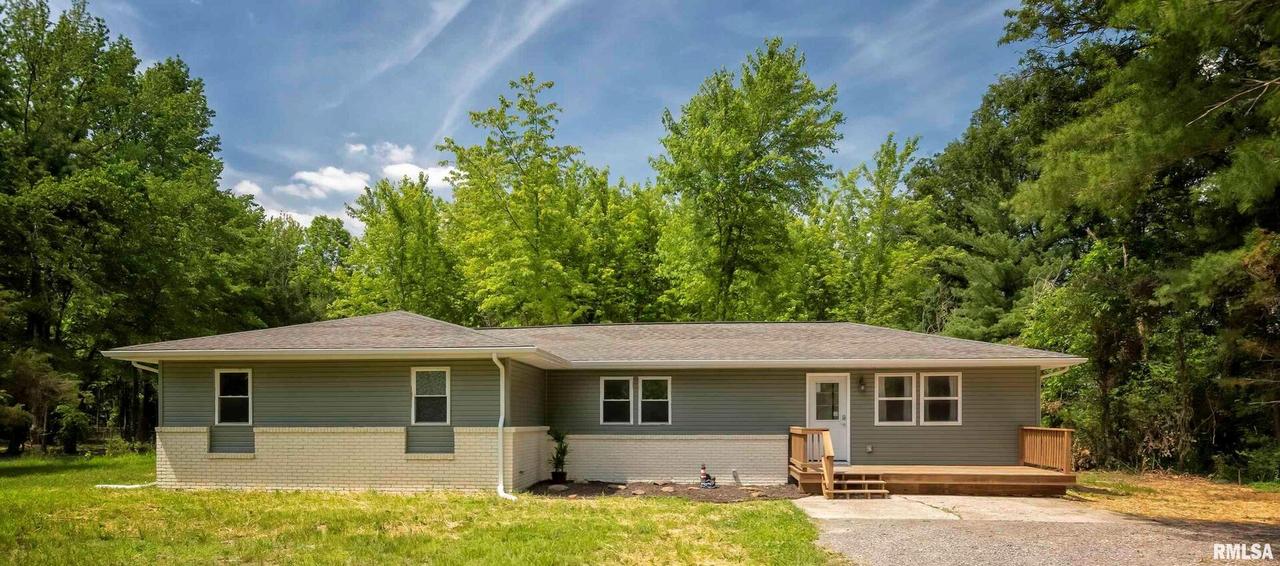 3108 Grange Hall Rd., Marion, IL 62959