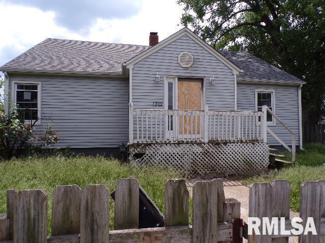 1322 Morton Dr., East Moline, IL 61244