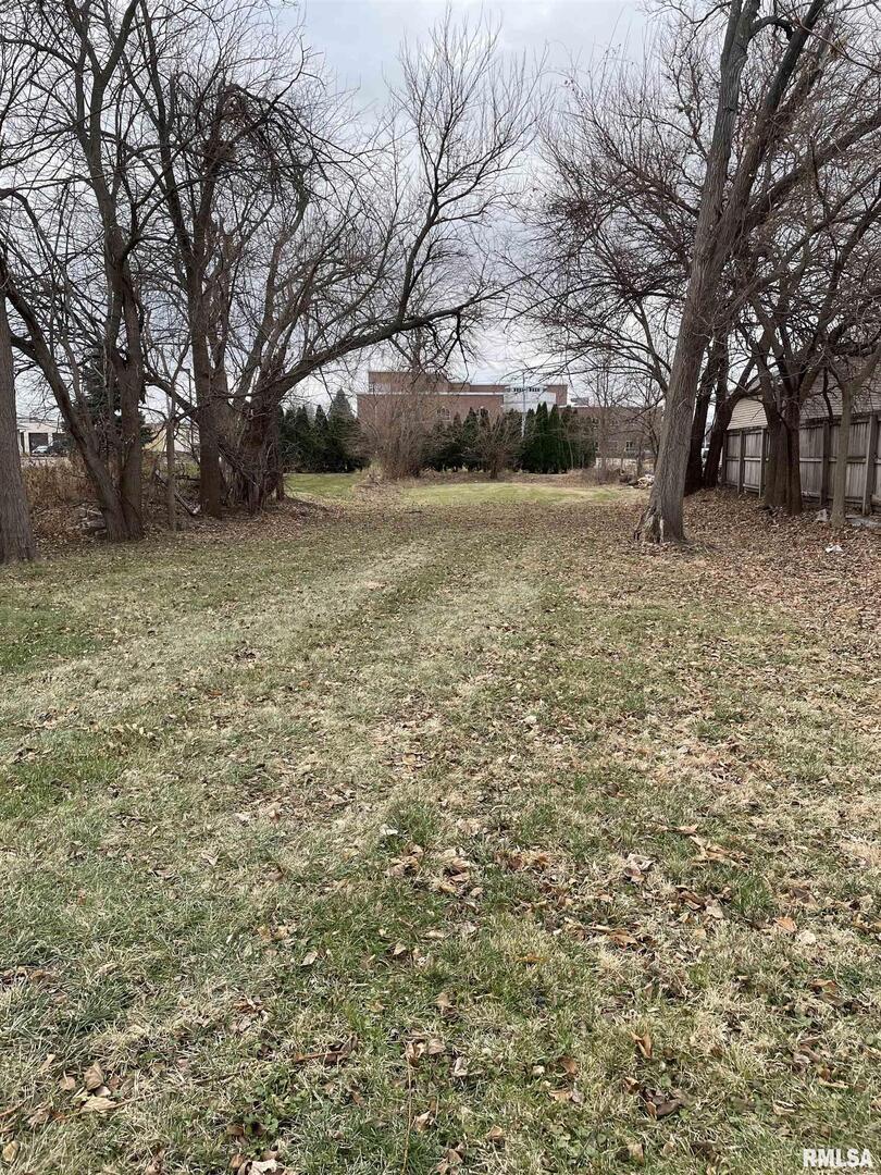 128 E 3rd Ave., Milan, IL 61264