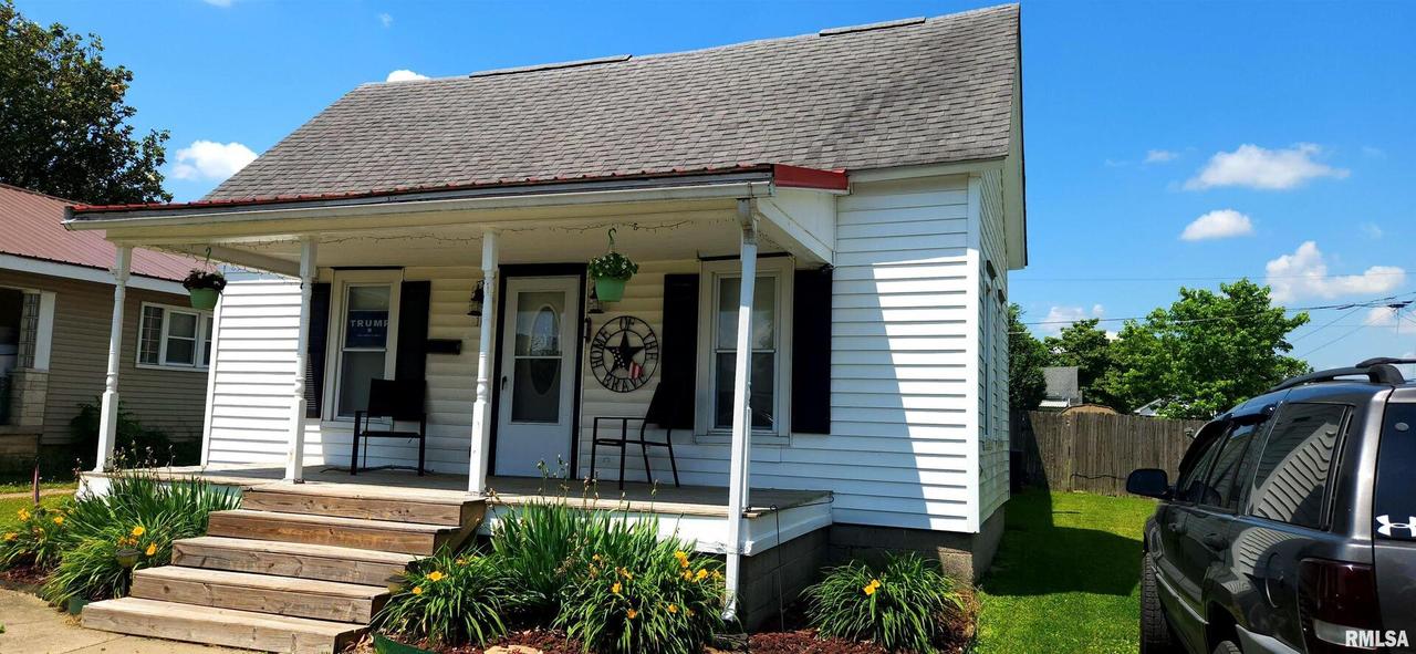 109 S 18th St., Herrin, IL 62948