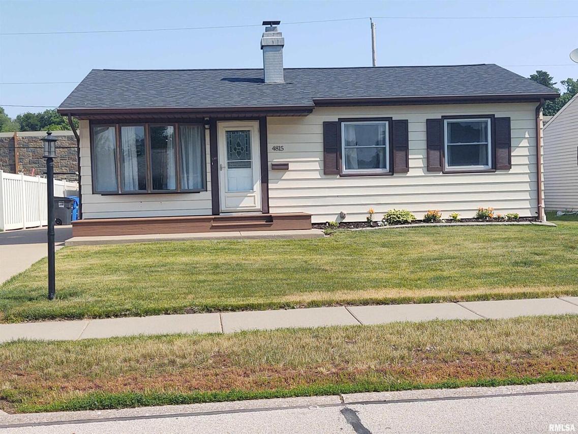 4815 44th Ave., Moline, IL 61265