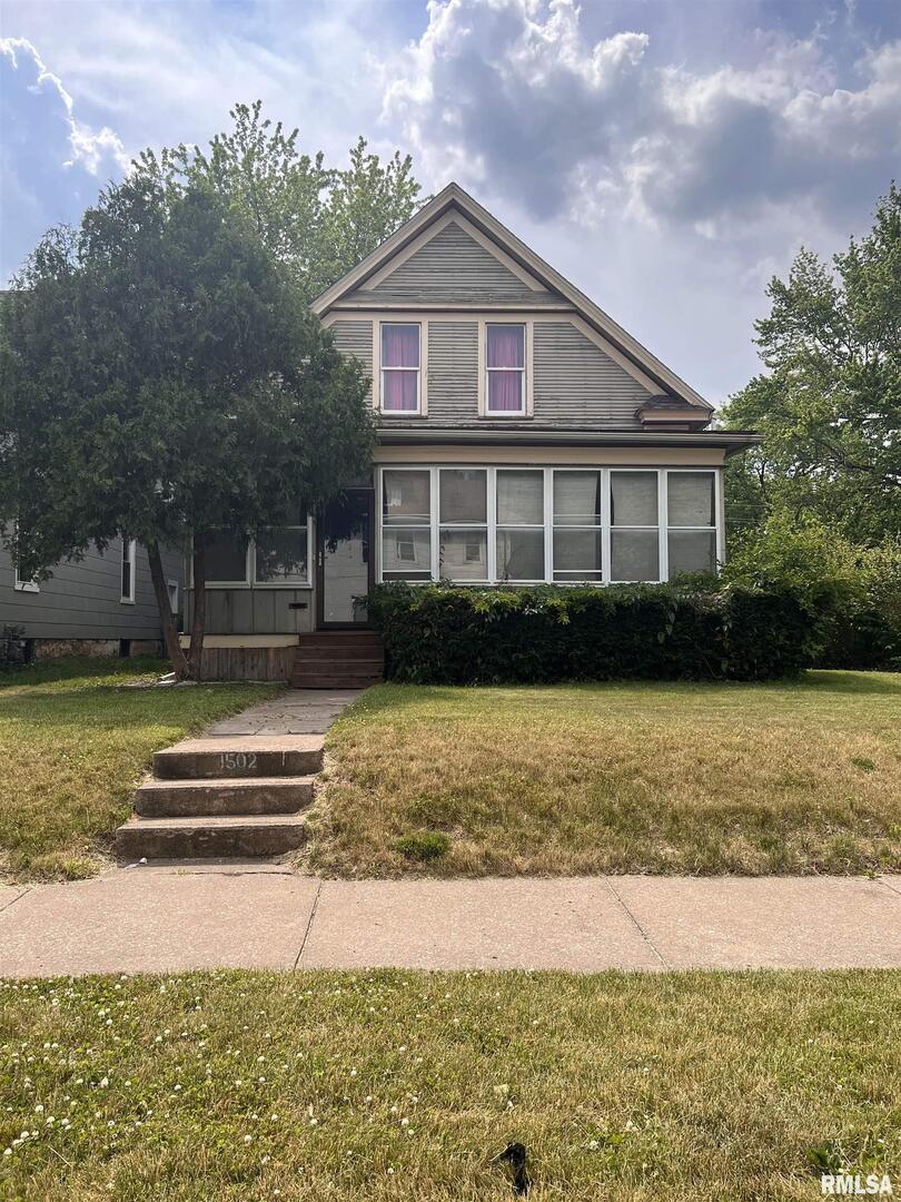 1502 14th St., Rock Island, IL 61201
