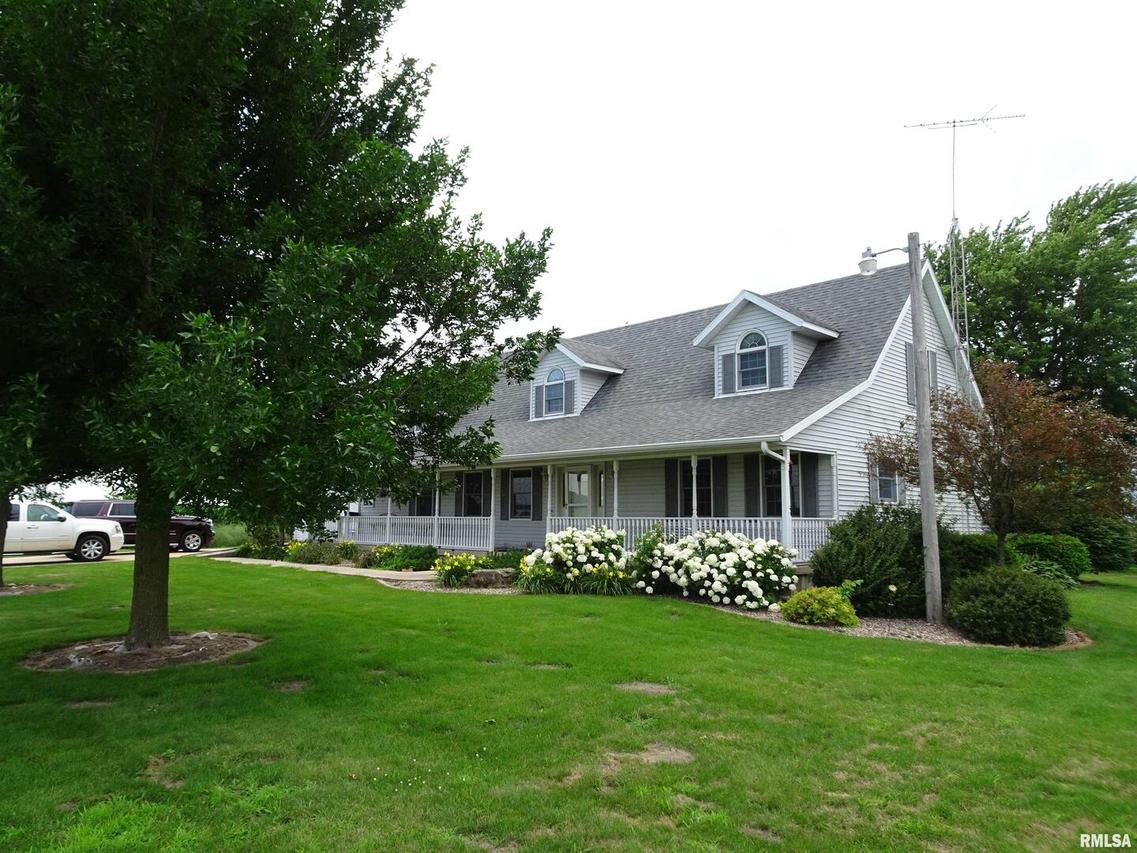 29493 2100 E St., Ohio, IL 61349