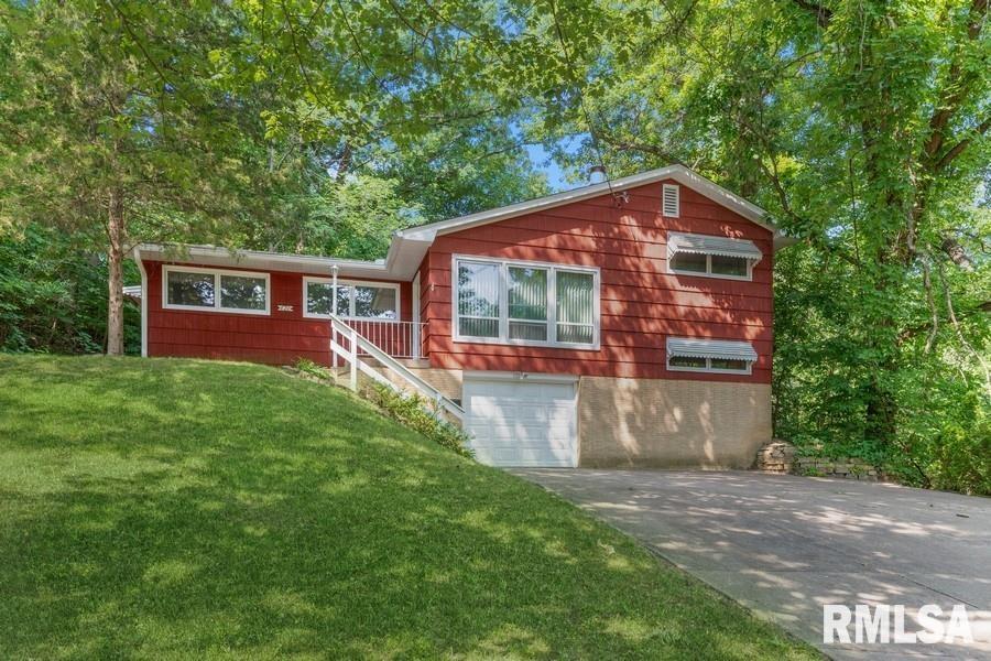 820 40th St., Rock Island, IL 61201