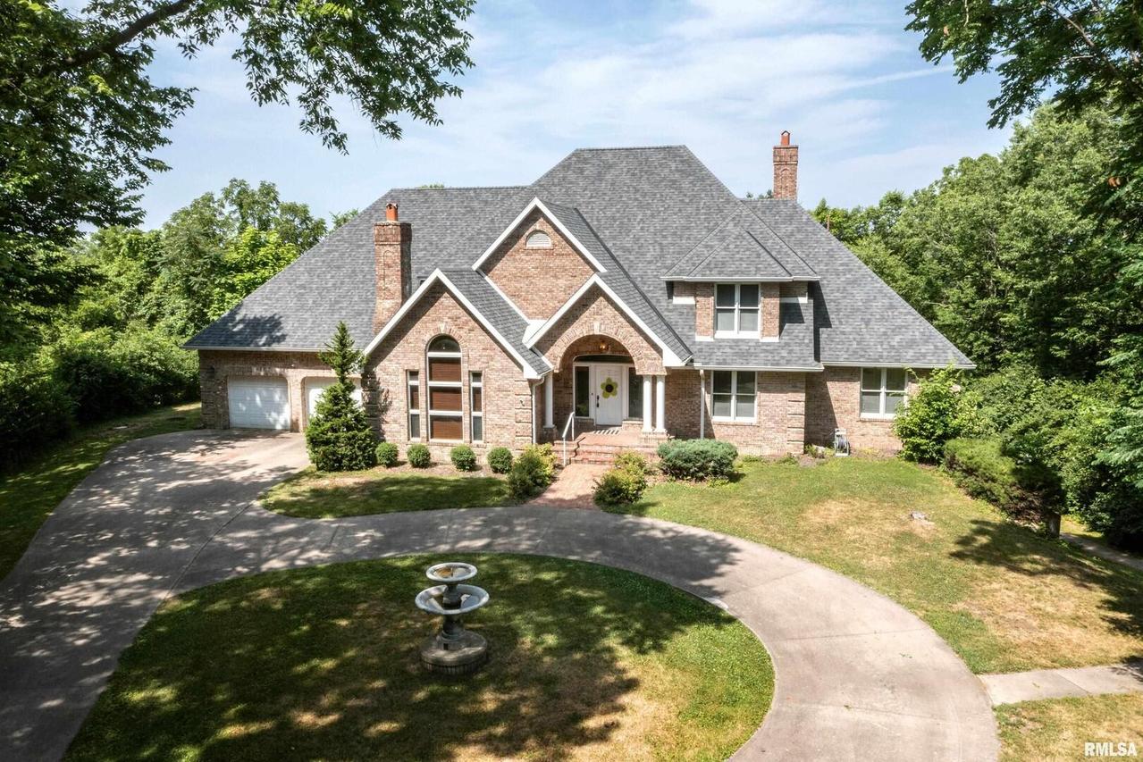 215 Kochs Ln., Quincy, IL 62301