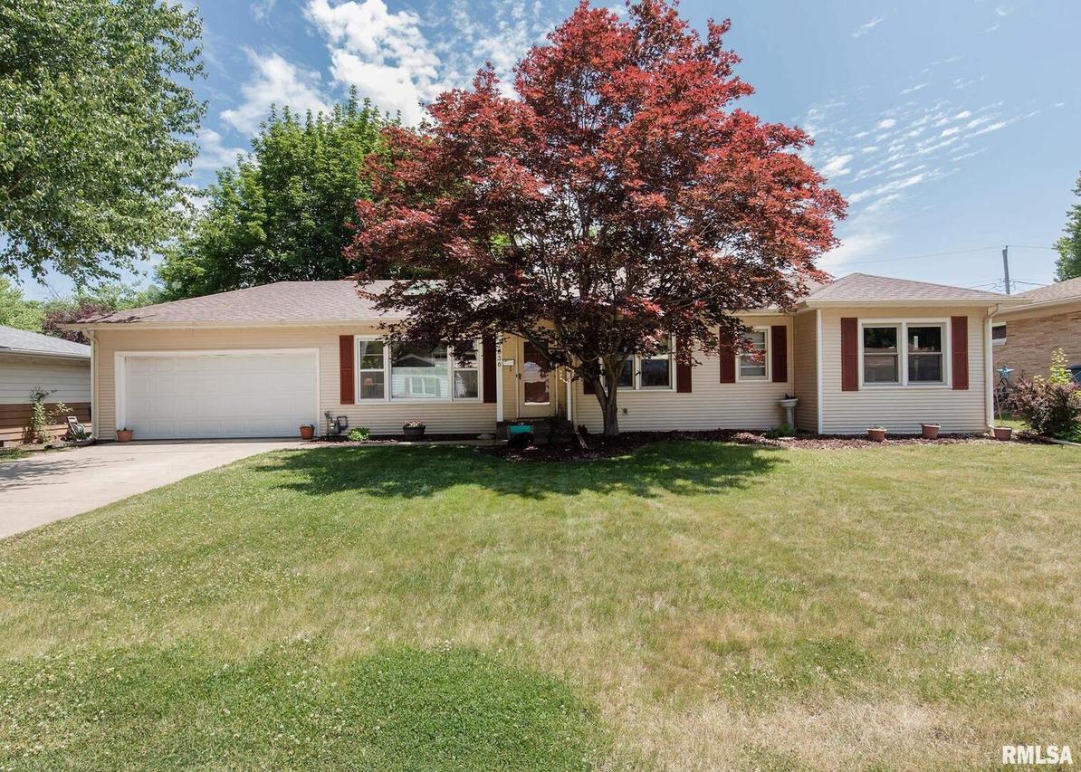 2630 5th Street Ct., East Moline, IL 61244