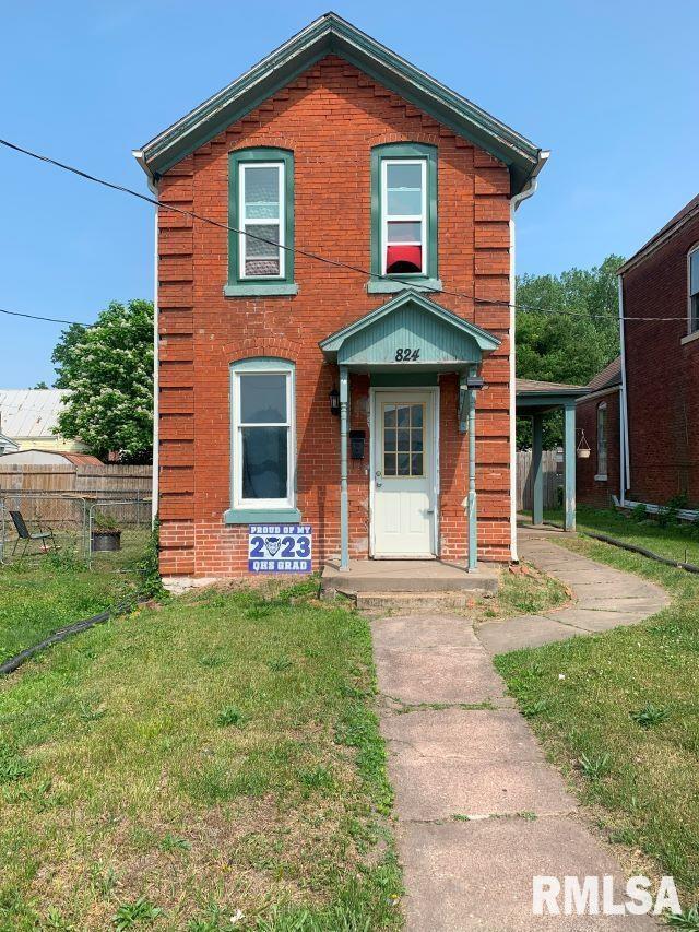 824 N 12th St., Quincy, IL 62301