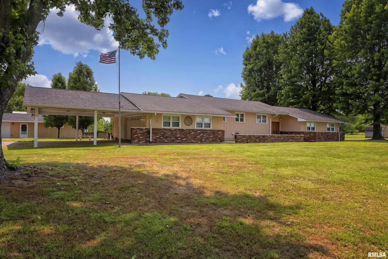 9784 Highway 127 S, Murphysboro, IL 62966