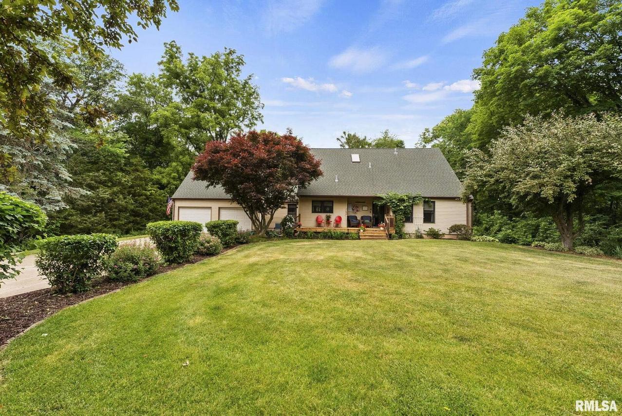 5127 180th St., East Moline, IL 61244