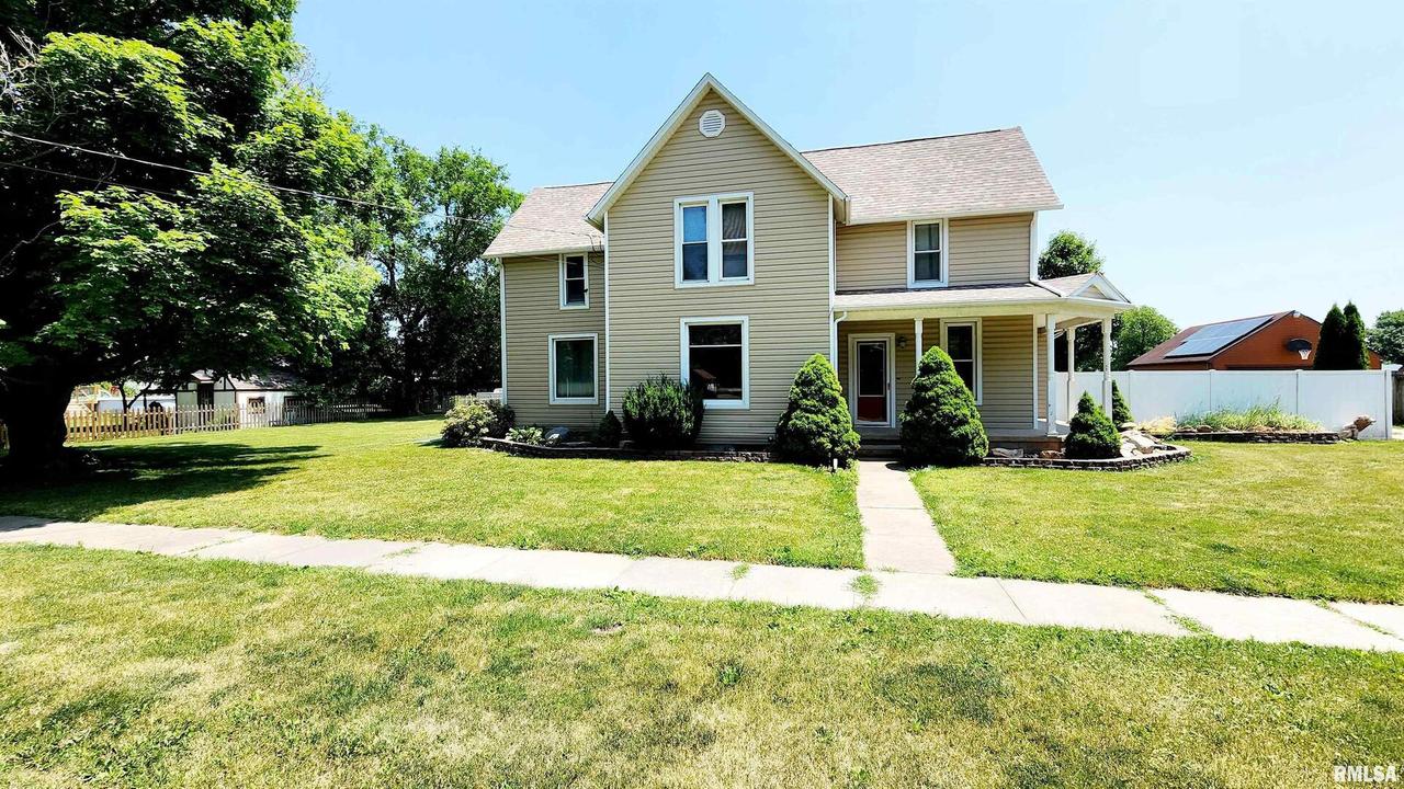 414 & 416 N Williams St., Reynolds, IL 61279