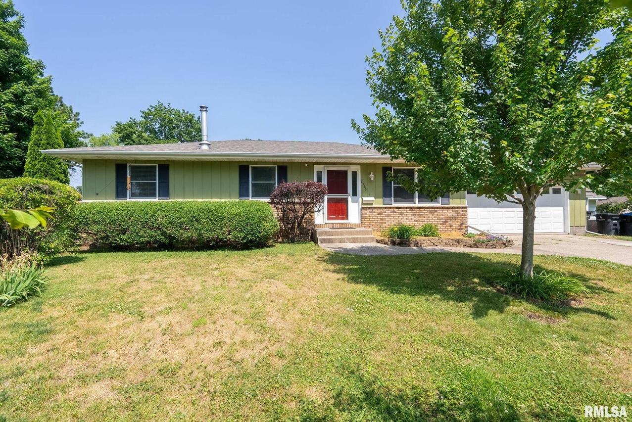 2513 31st Street Ct., Rock Island, IL 61201