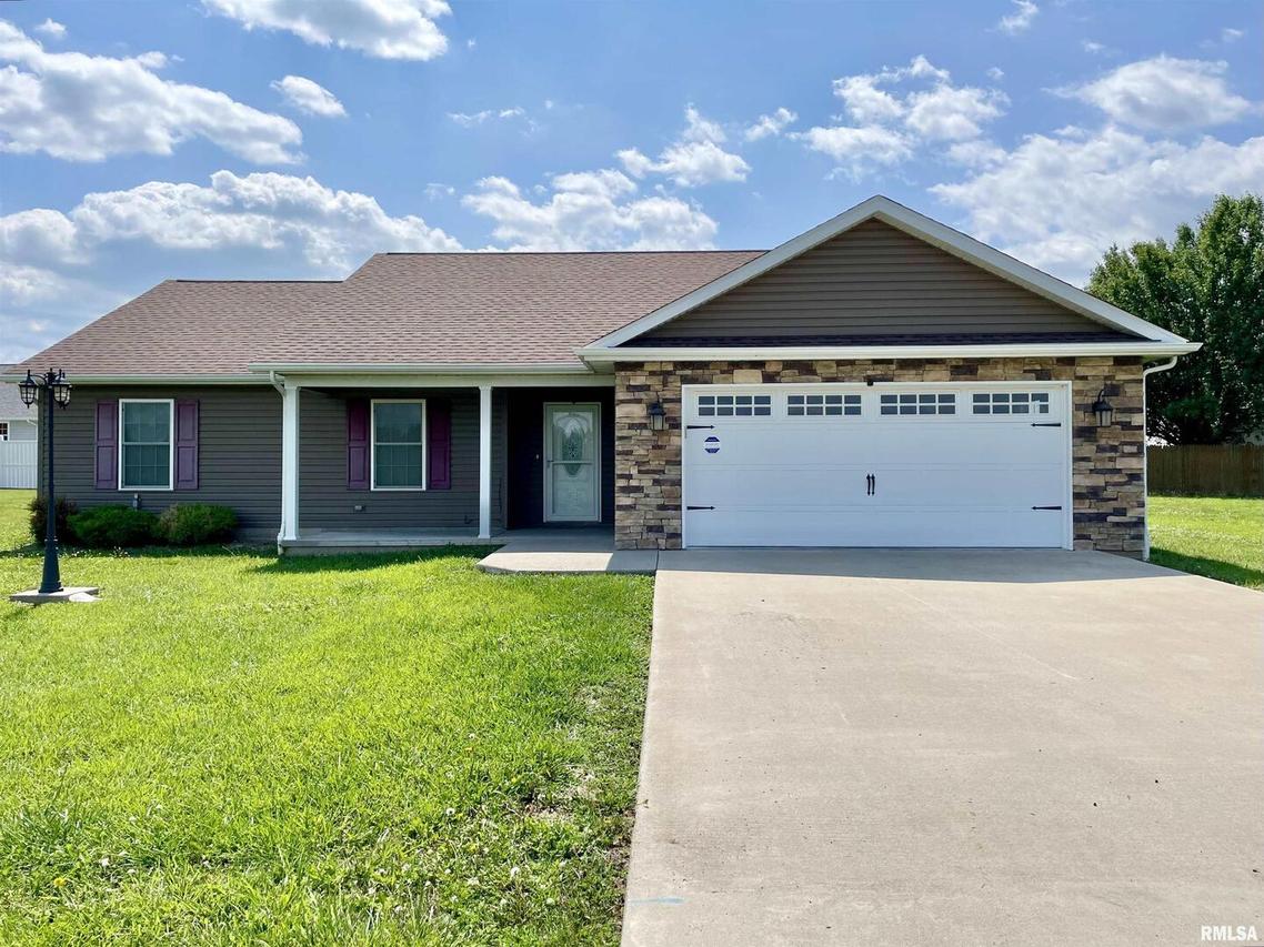 409 Bandyville Rd., Herrin, IL 62948