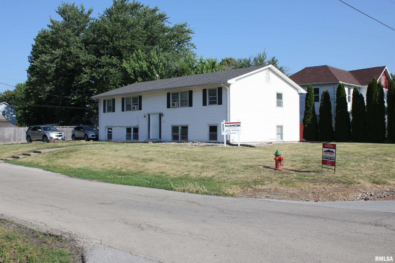 1202-1206 SW 2nd Ave., Aledo, IL 61231