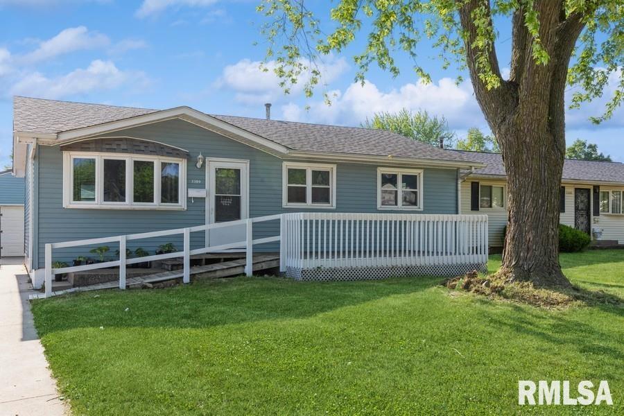 3309 3rd Street A Ct., East Moline, IL 61244