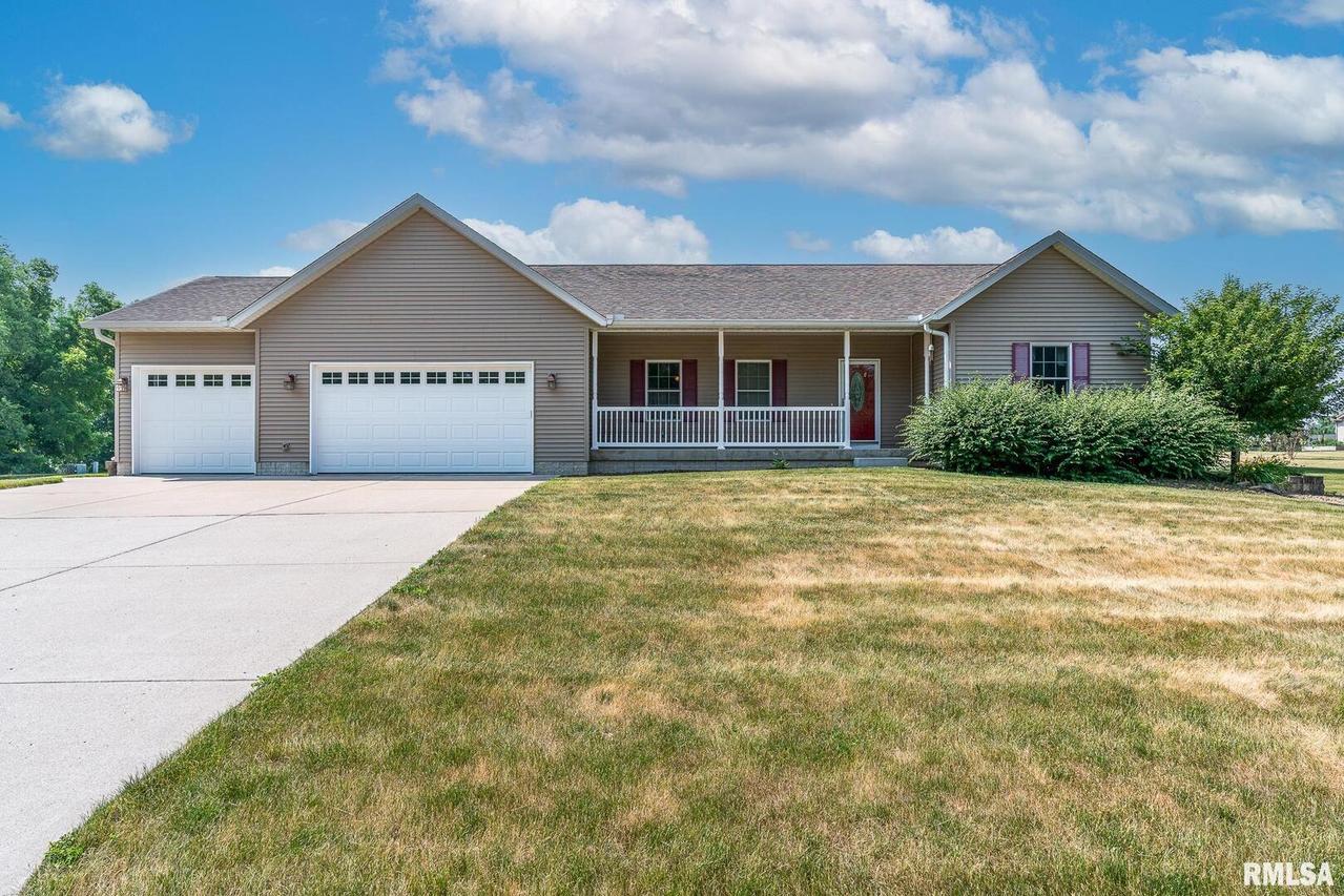 1202 8th Ave., Rapids City, IL 61278