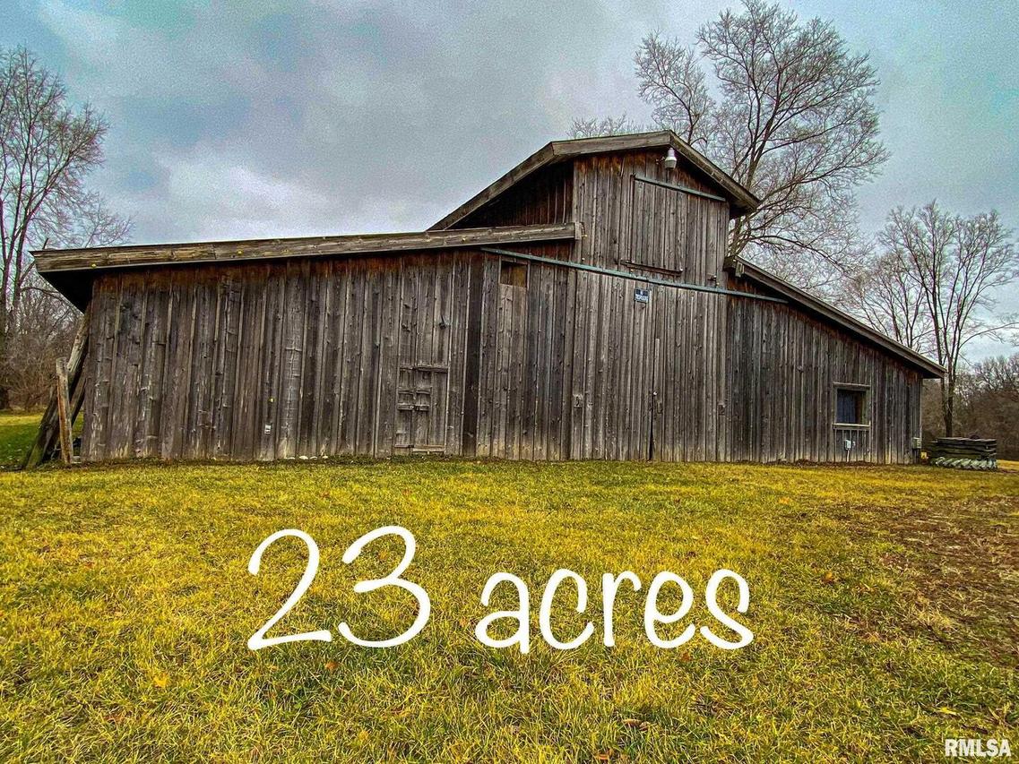 5440 26th Ave., Moline, IL 61265