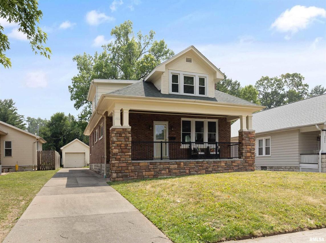 2026 Vermont St., Quincy, IL 62301